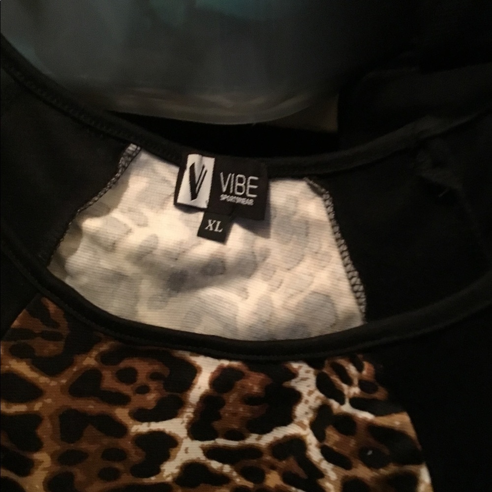 Vibe - Picture 2 of 2